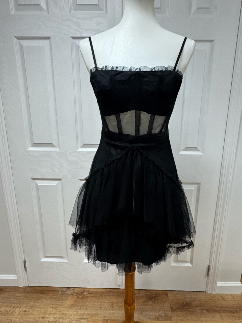 Sipaiya Black Tiered Tulle Corset Dress - Size L - NEW Without Tags. - Picture 1 of 11